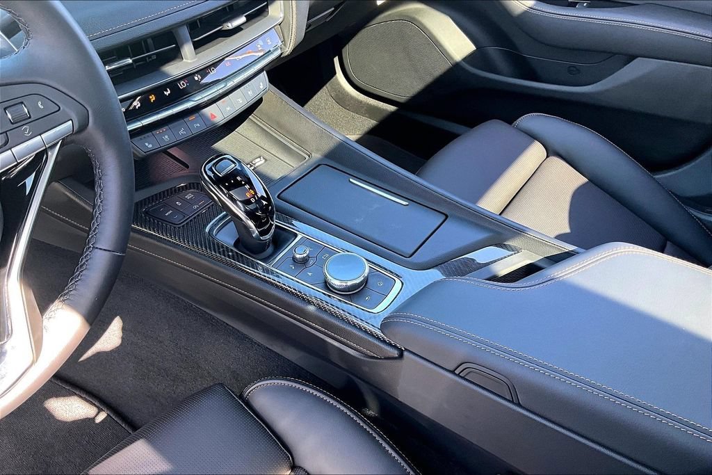 New 2026 Cadillac CT5 Sport w/ Technology Package AWD/4WD image 8