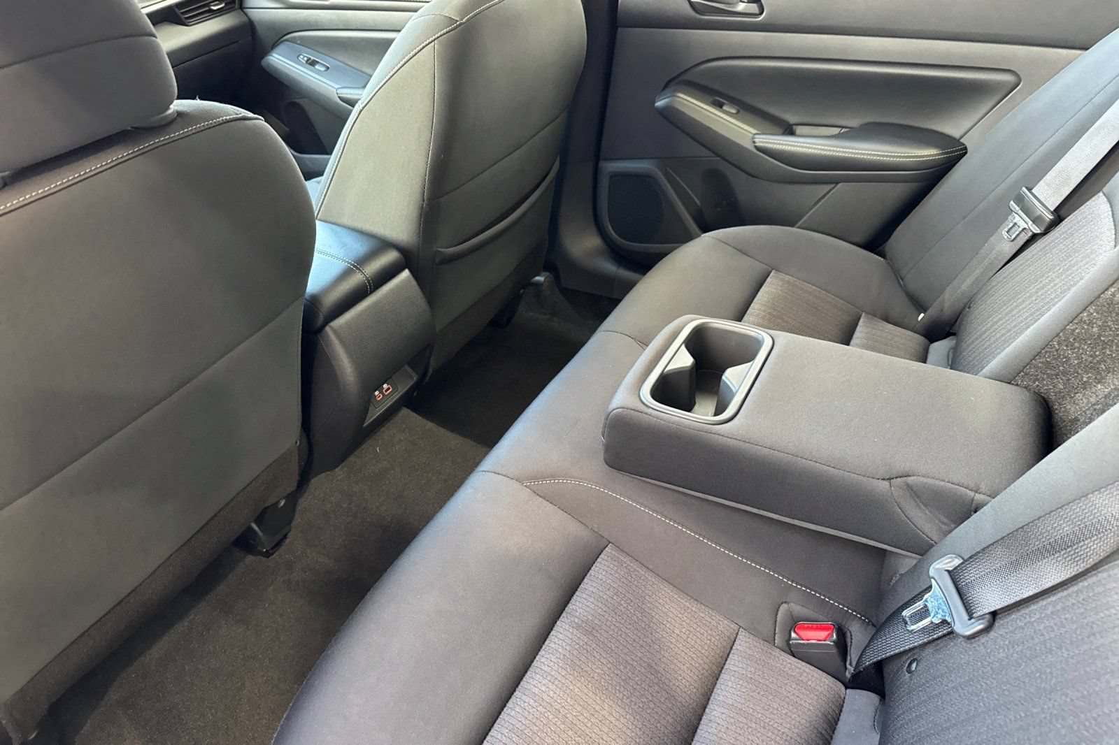 Certified 2025 Nissan Altima 2.5 SV FWD image 13