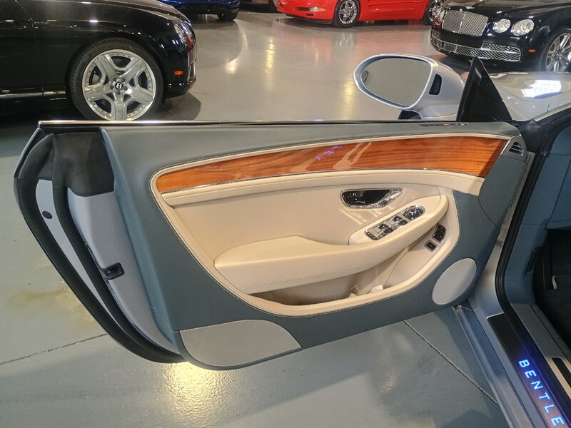 Used 2020 Bentley Continental GT AWD/4WD image 12