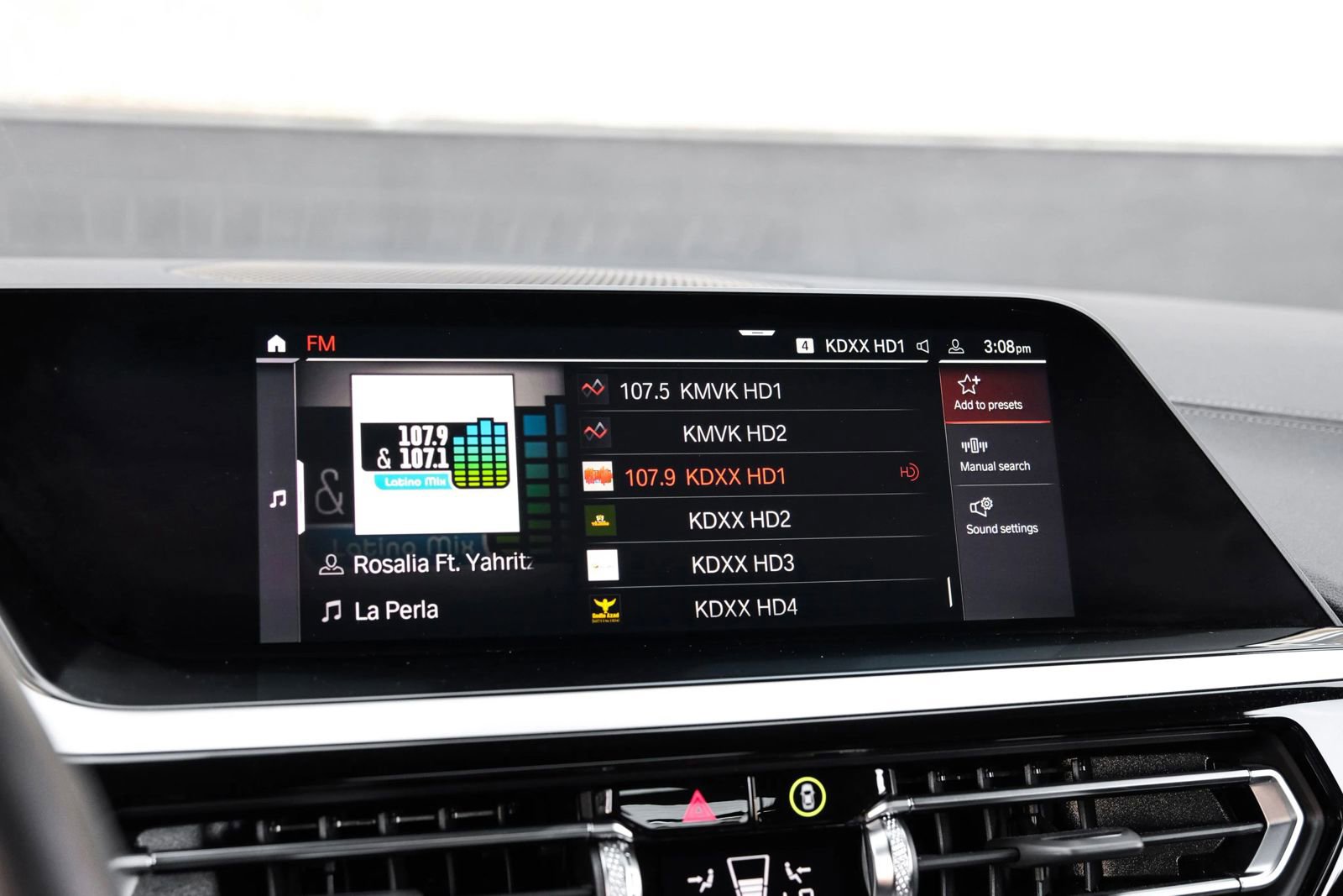 Used 2024 BMW Z4 sDrive30i w/ Convenience Package image 32