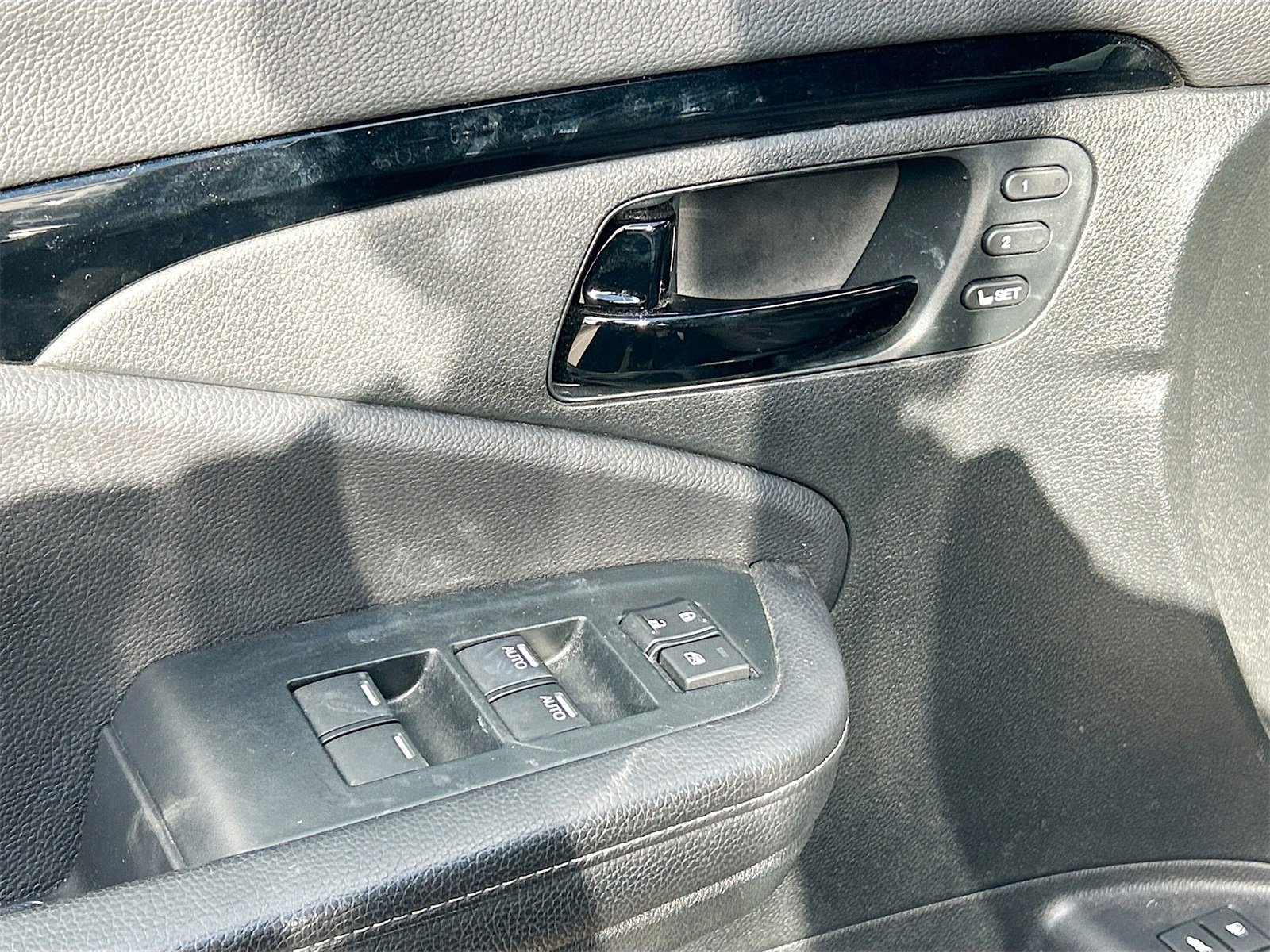 Used 2023 Honda Passport Elite image 18