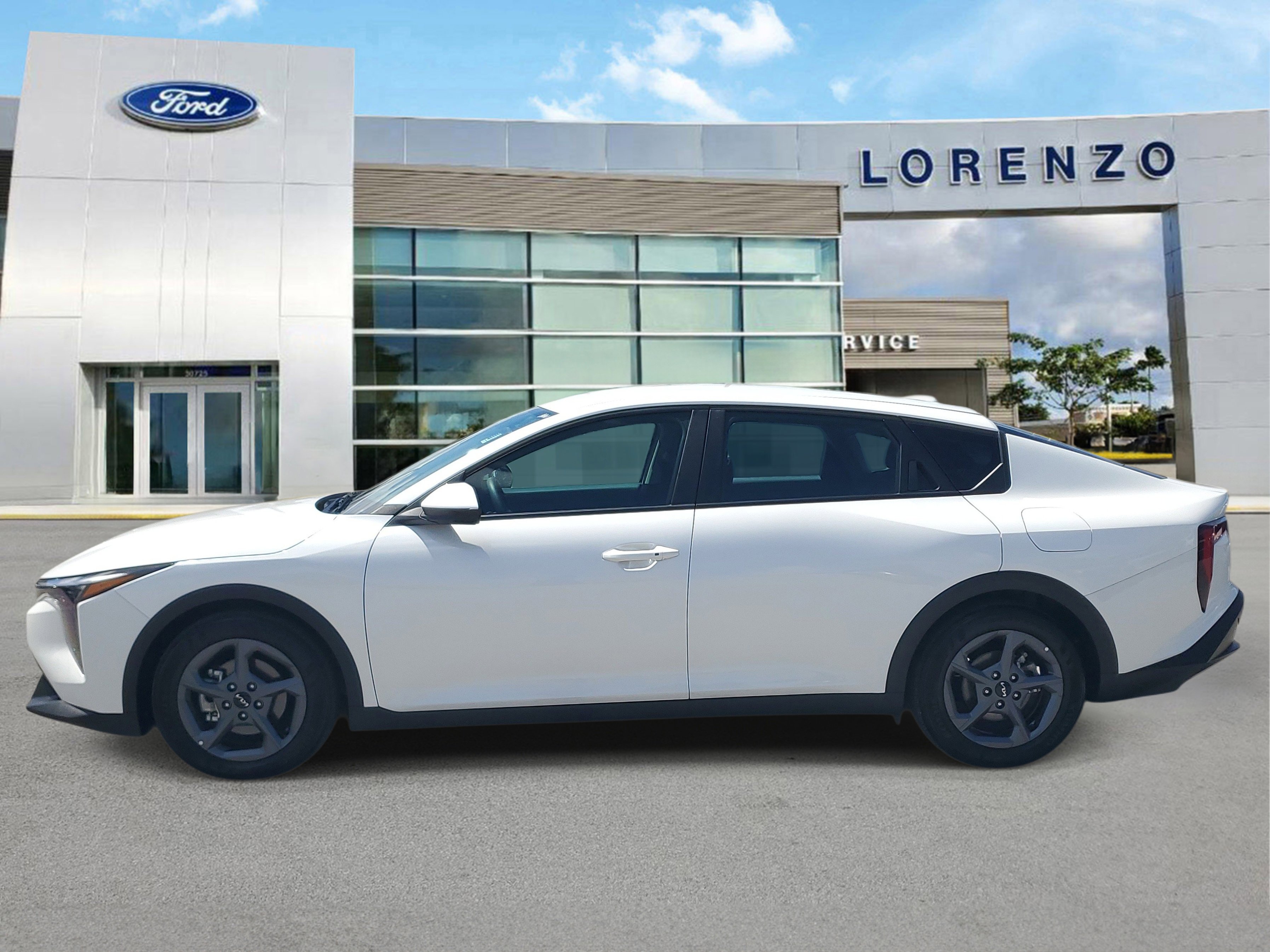 Used 2025 Kia K4 LXS image 8