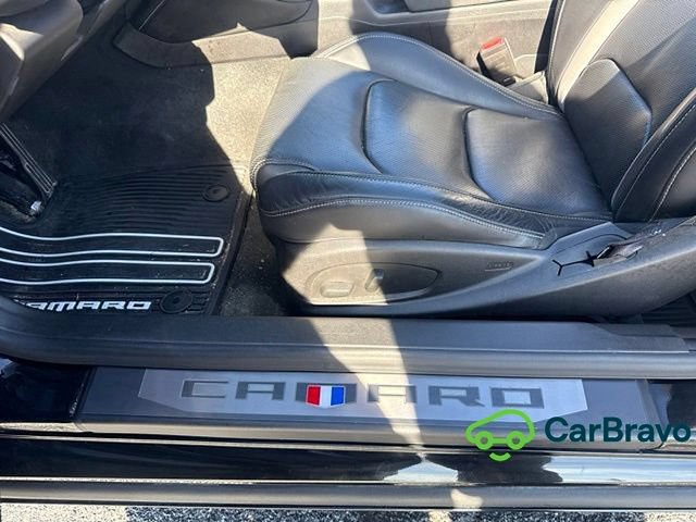 Used 2017 Chevrolet Camaro LT RWD image 11