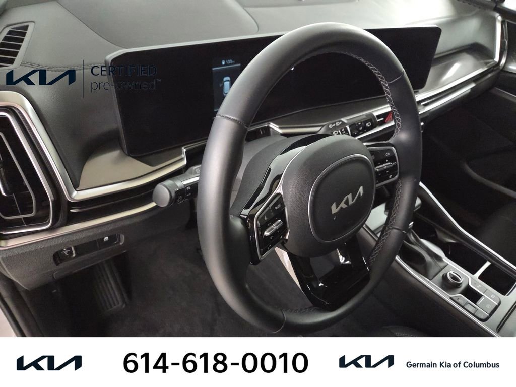 Certified 2025 Kia Sorento S AWD/4WD image 18