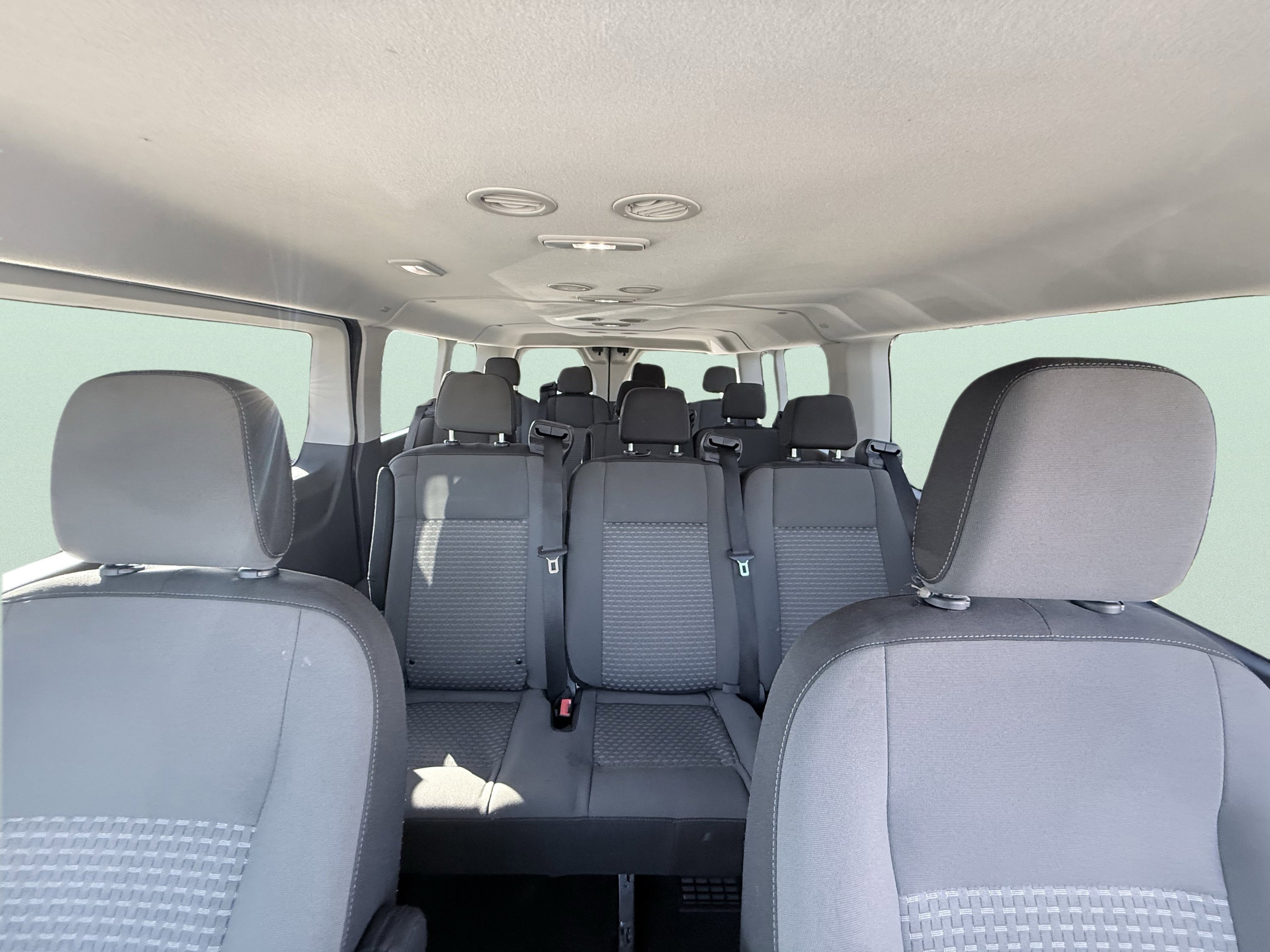 Used 2023 Ford Transit 350 XLT image 10