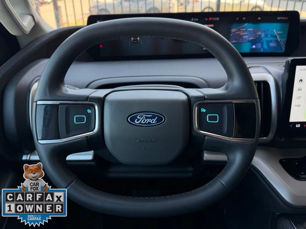 Used 2025 Ford Expedition Max Active AWD/4WD image 13