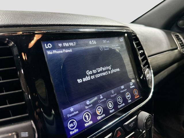 Used 2019 Jeep Grand Cherokee Altitude image 17