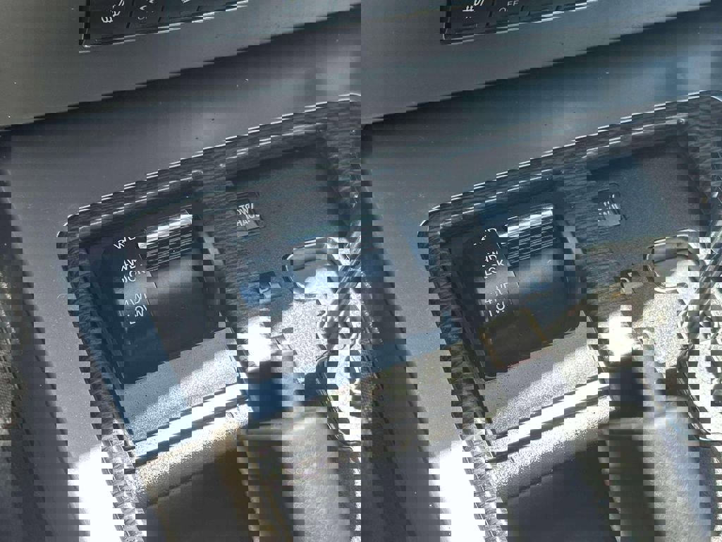 Used 2012 Jeep Liberty Limited Jet w/ Comfort/Convenience Group image 30