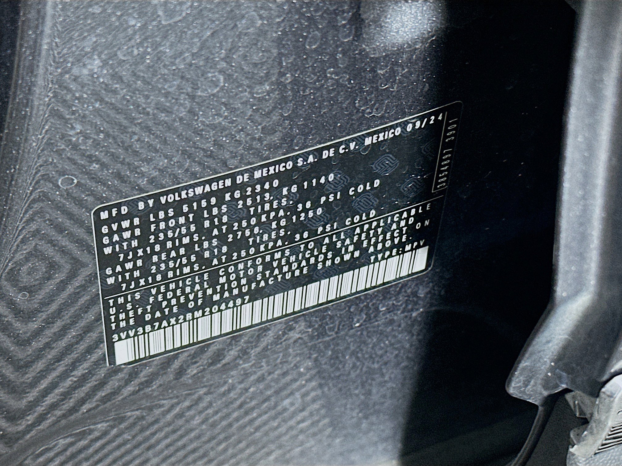 Used 2024 Volkswagen Tiguan Wolfsburg Edition image 12