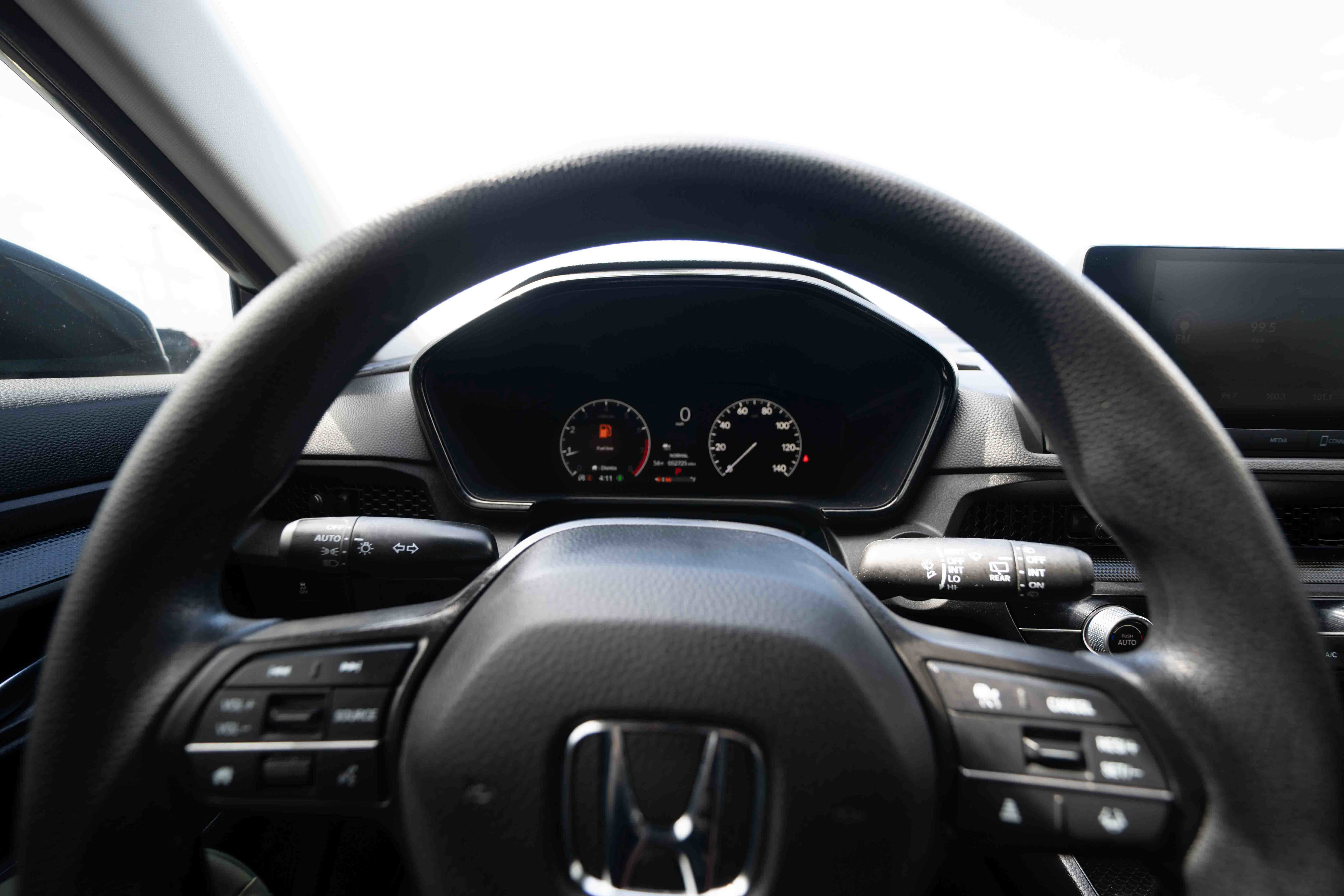 Used 2023 Honda CR-V LX image 15