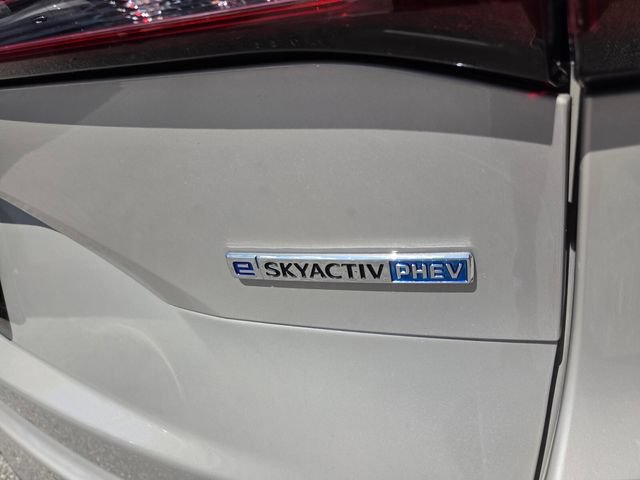 Used 2024 MAZDA CX-90 Plug-In Hybrid w/ Premium Plus AWD/4WD image 13