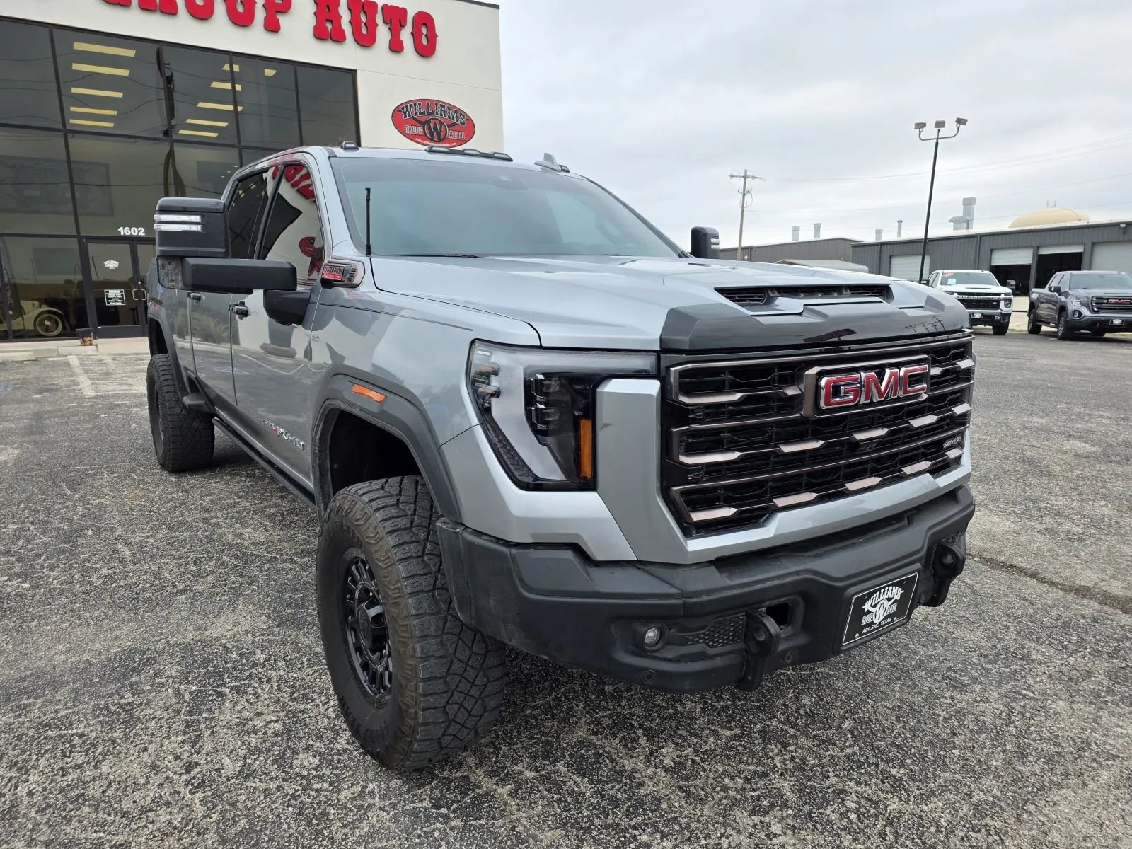 Used 2025 GMC Sierra 2500 AT4X w/ AT4X AEV Edition AWD/4WD image 1