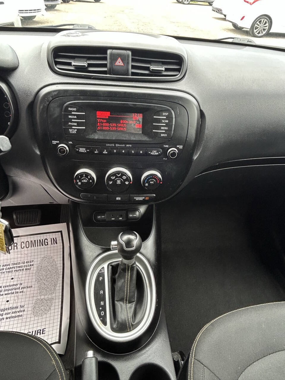 Used 2015 Kia Soul + image 11