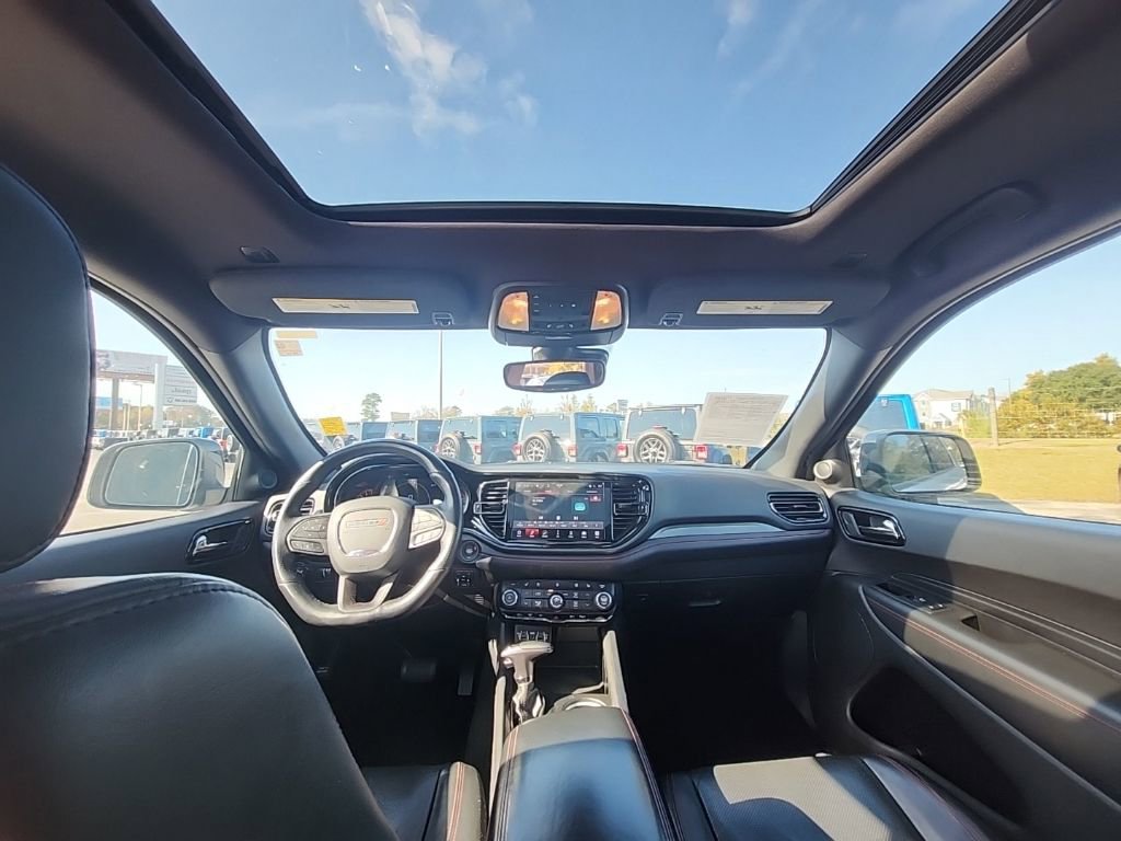 Certified 2024 Dodge Durango GT image 3