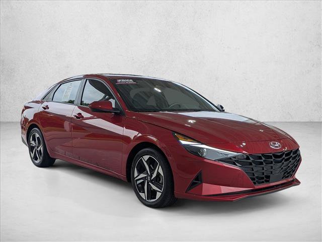 Used 2023 Hyundai Elantra SEL w/ Convenience Package FWD image 3