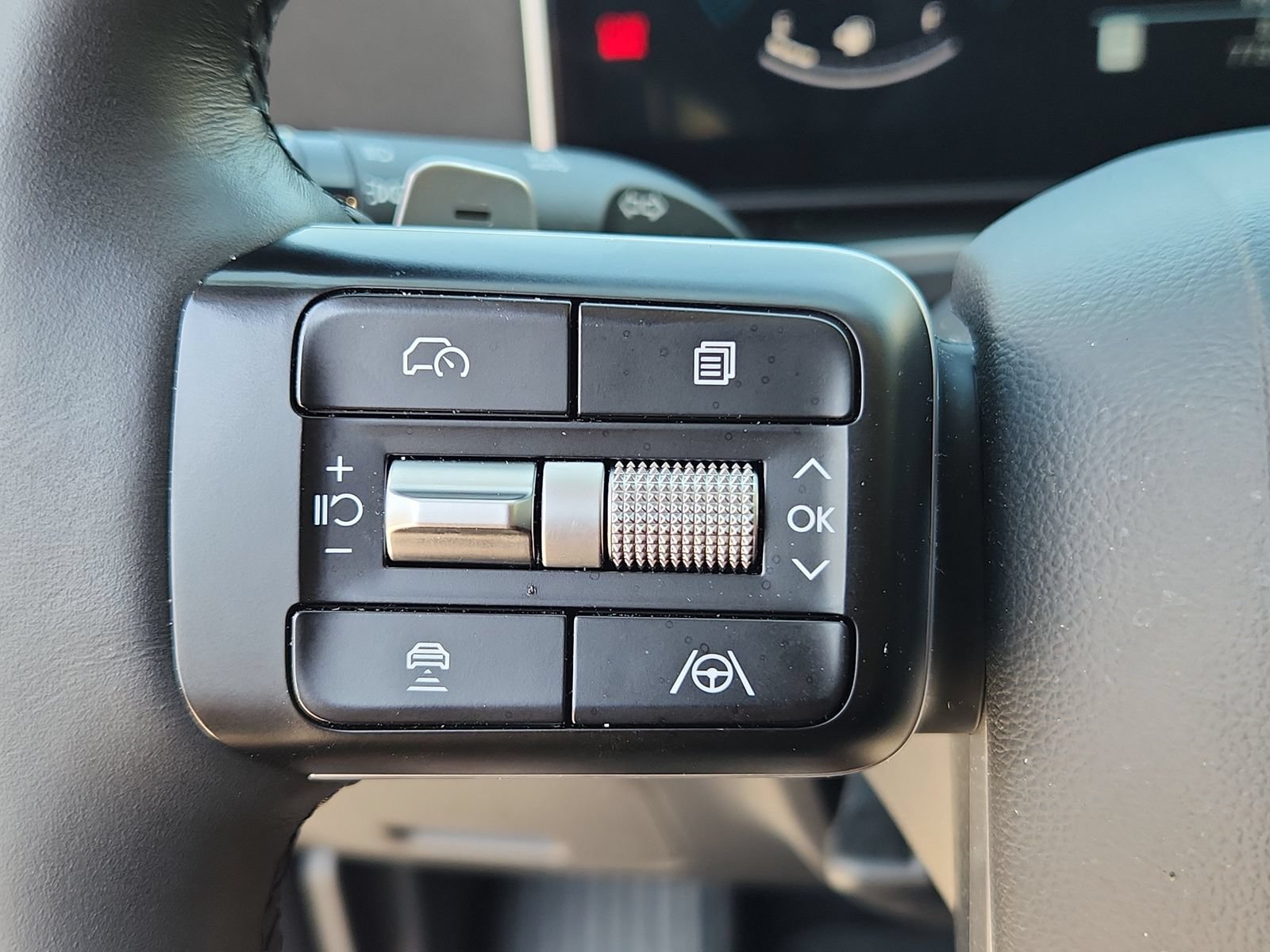 Certified 2026 Hyundai Santa Fe SE AWD/4WD image 18
