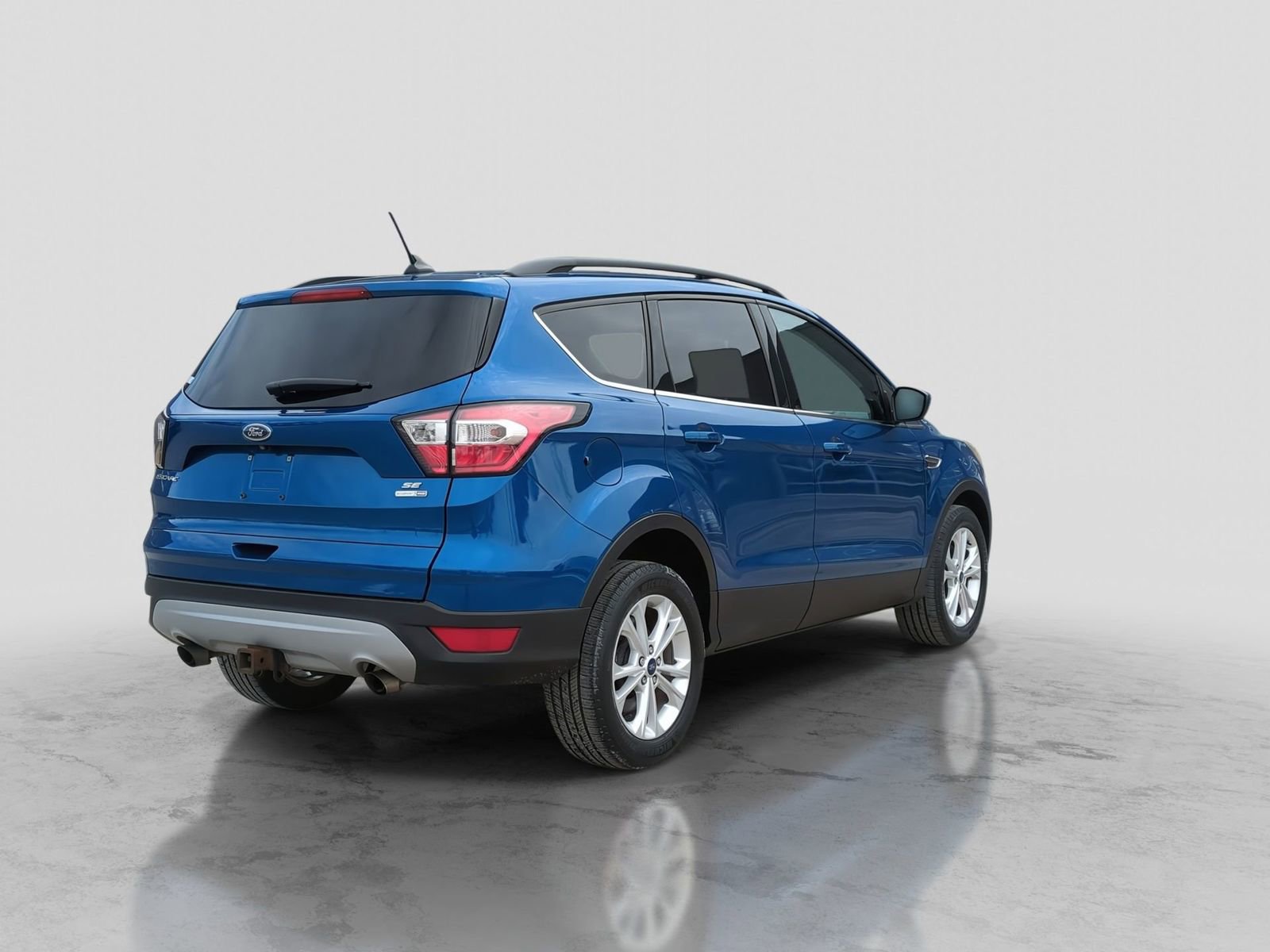 Used 2018 Ford Escape SE w/ SE Sync 3 Package image 8