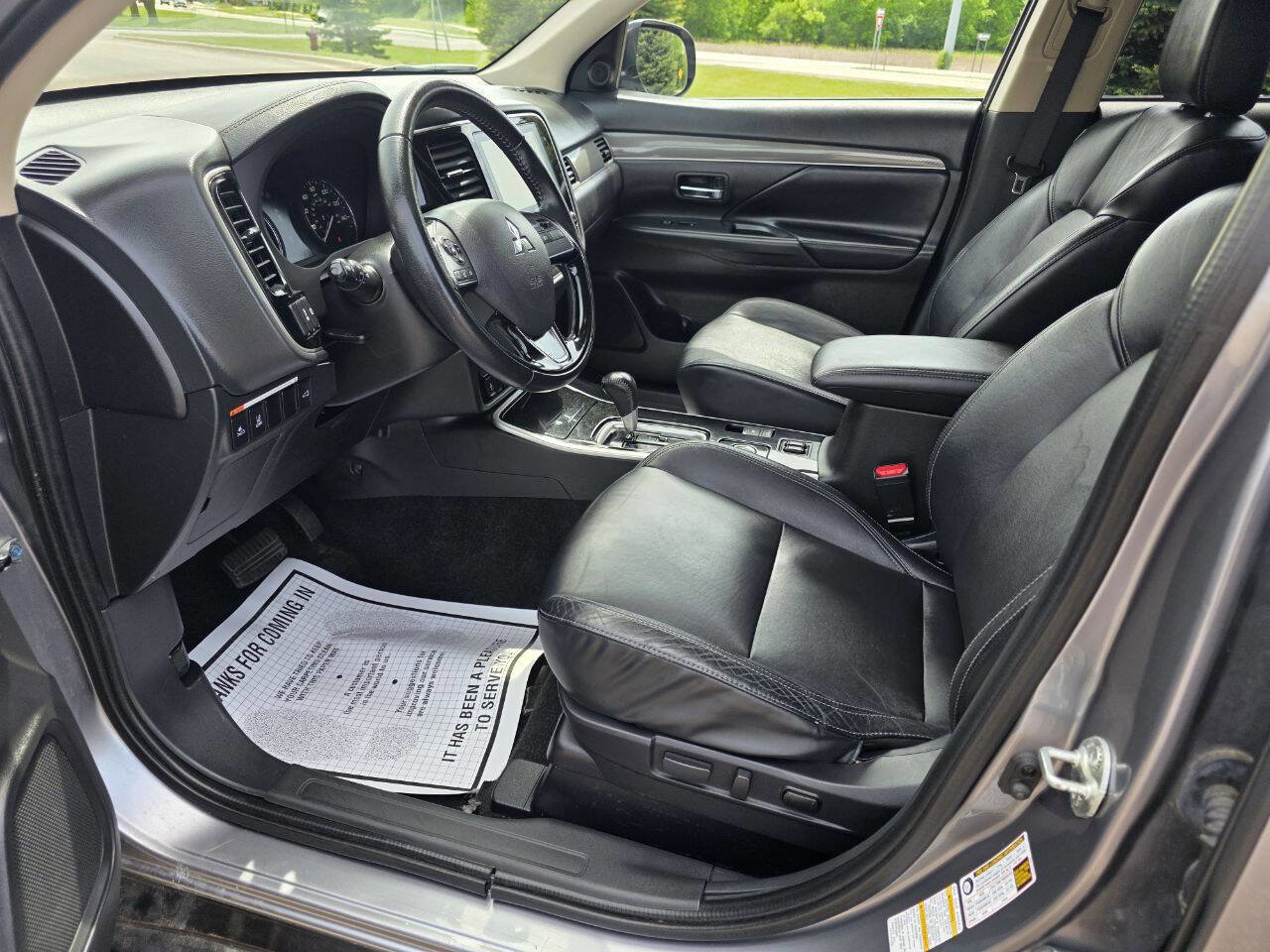 Used 2020 Mitsubishi Outlander SEL AWD/4WD image 15