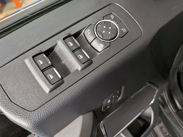 Used 2019 Ford F150 Platinum w/ Equipment Group 701A Luxury image 17