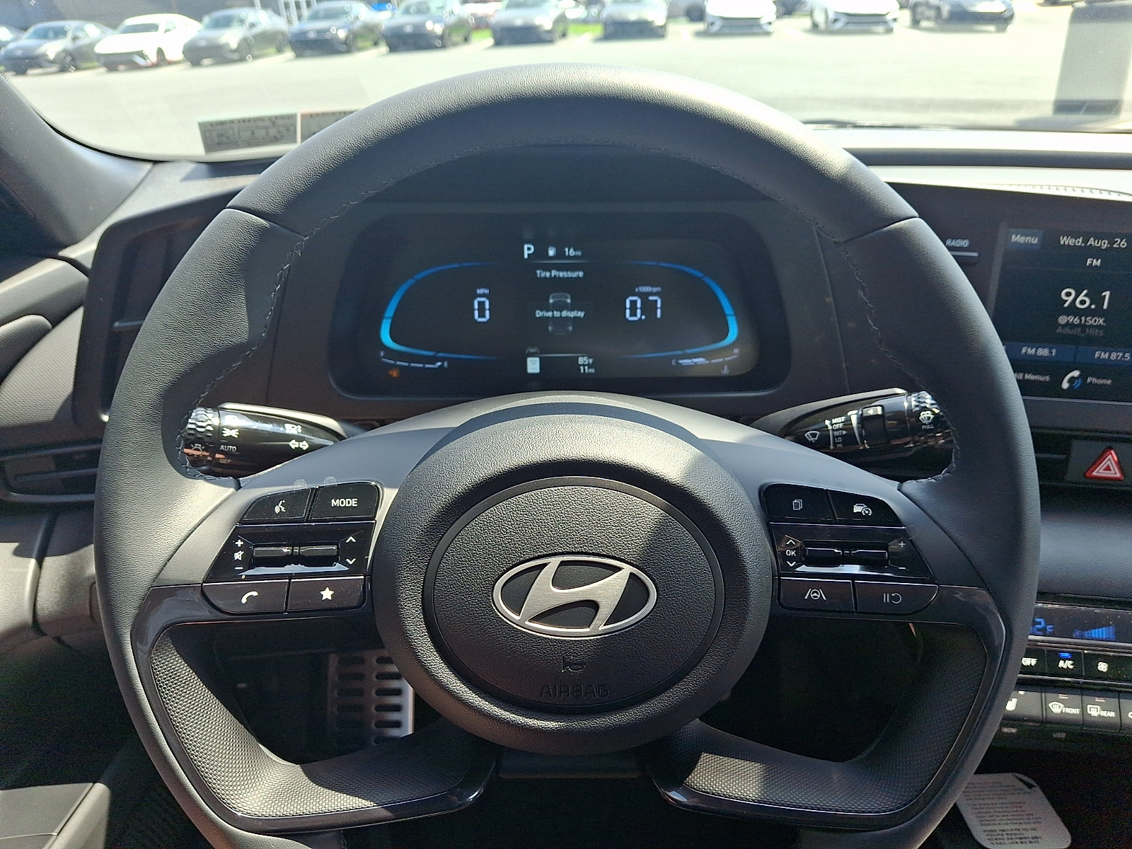 New 2026 Hyundai Elantra SEL Sport FWD image 10