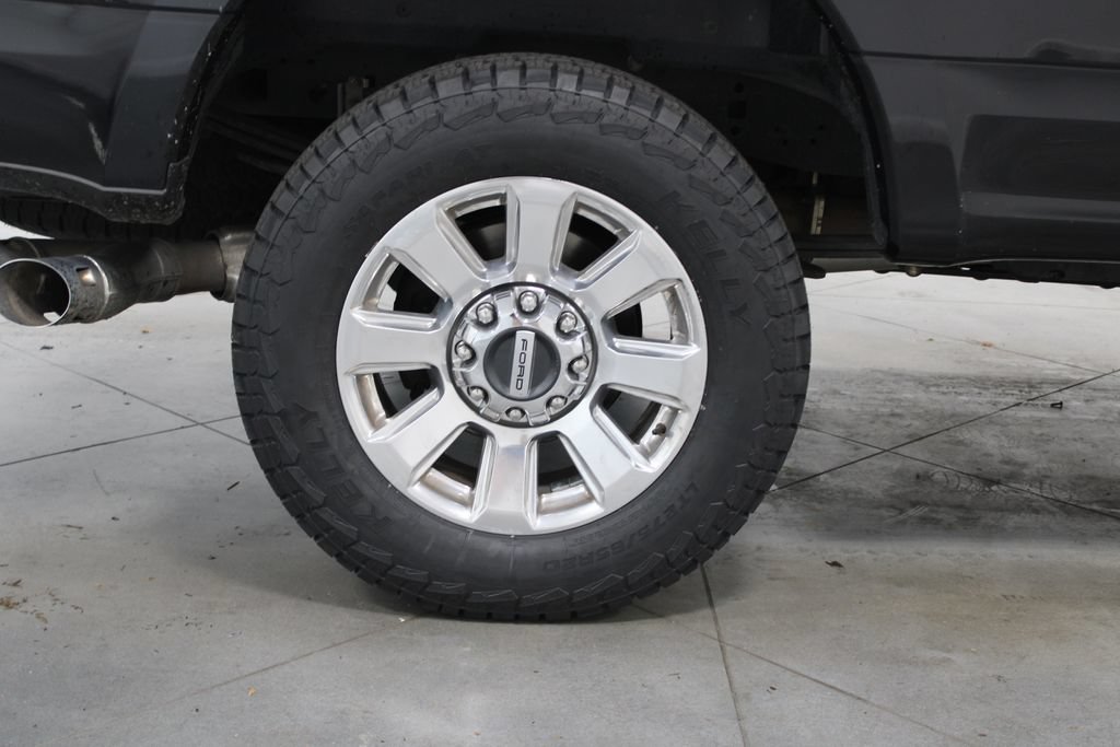 Used 2022 Ford F250 Platinum AWD/4WD image 17