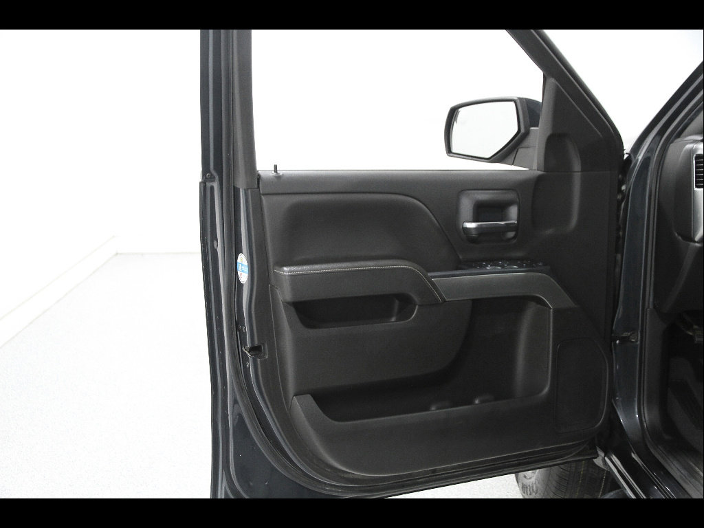 Used 2019 Chevrolet Silverado 1500 LT w/ All Star Edition AWD/4WD image 4
