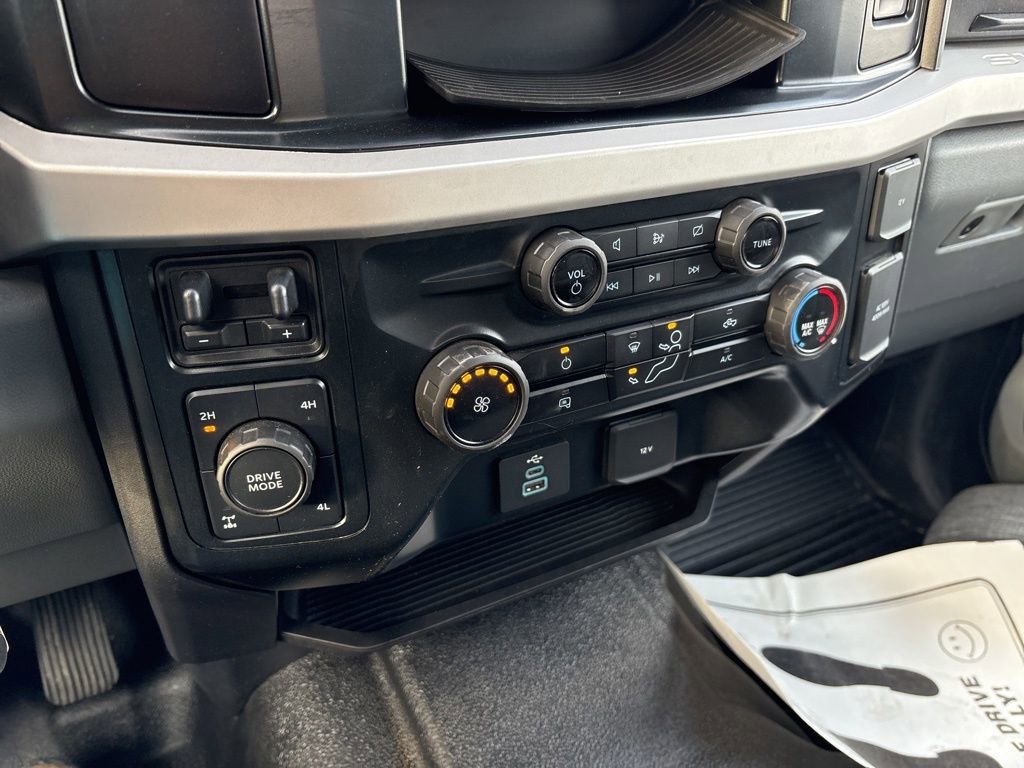 Used 2023 Ford F350 XLT w/ FX4 Off-Road Package image 24