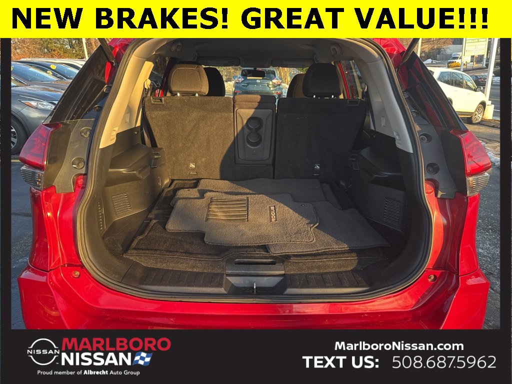 Used 2017 Nissan Rogue SV image 13