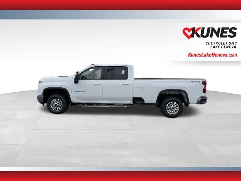 Used 2025 Chevrolet Silverado 2500 LT w/ Convenience Package AWD/4WD image 8