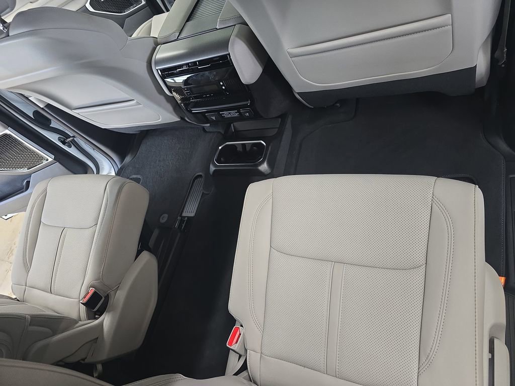 New 2026 Jeep Grand Wagoneer Limited image 12