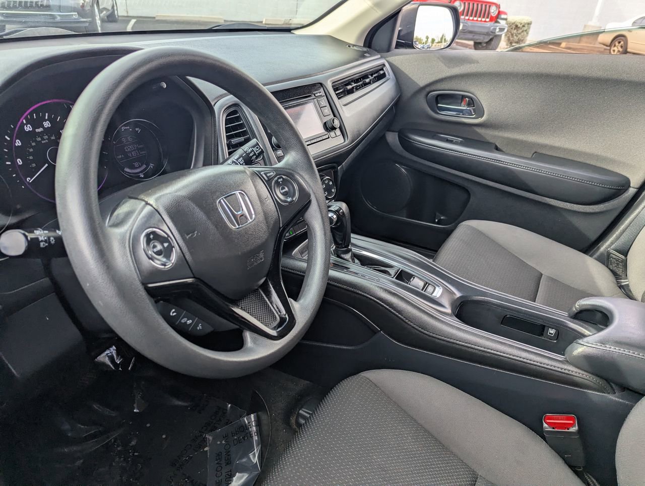 Used 2020 Honda HR-V LX image 19