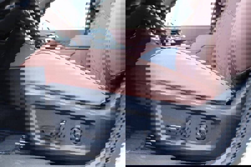 New 2026 Mitsubishi Outlander SEL image 5