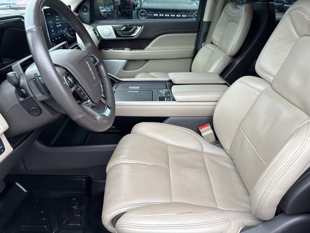 Certified 2023 Lincoln Navigator Reserve AWD/4WD image 28