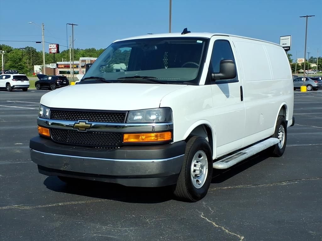 Used 2025 Chevrolet Express 2500 w/ Driver Convenience Package RWD image 1