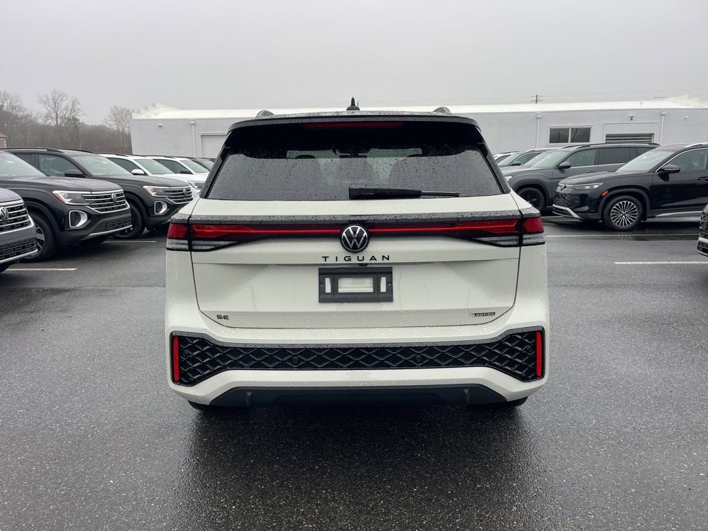 New 2026 Volkswagen Tiguan SE R-Line AWD/4WD image 5
