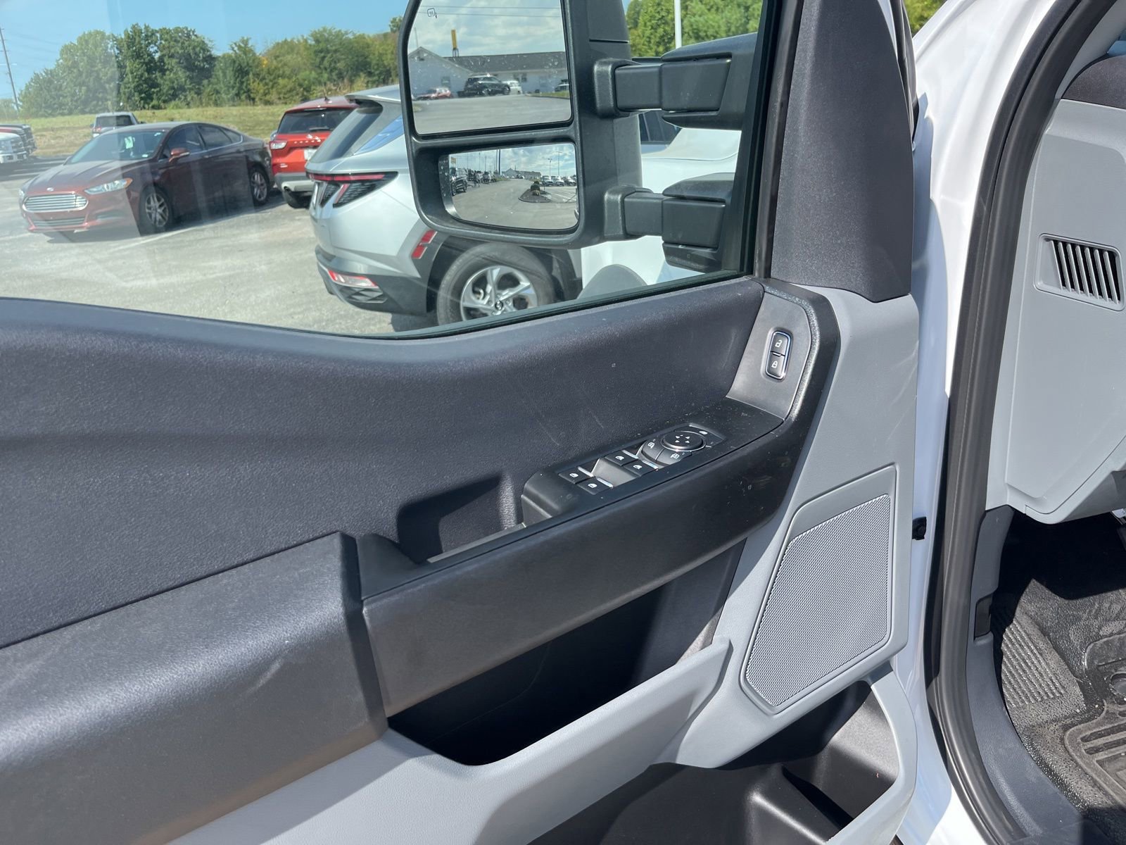 New 2026 Ford F550 4x4 Crew Cab image 30