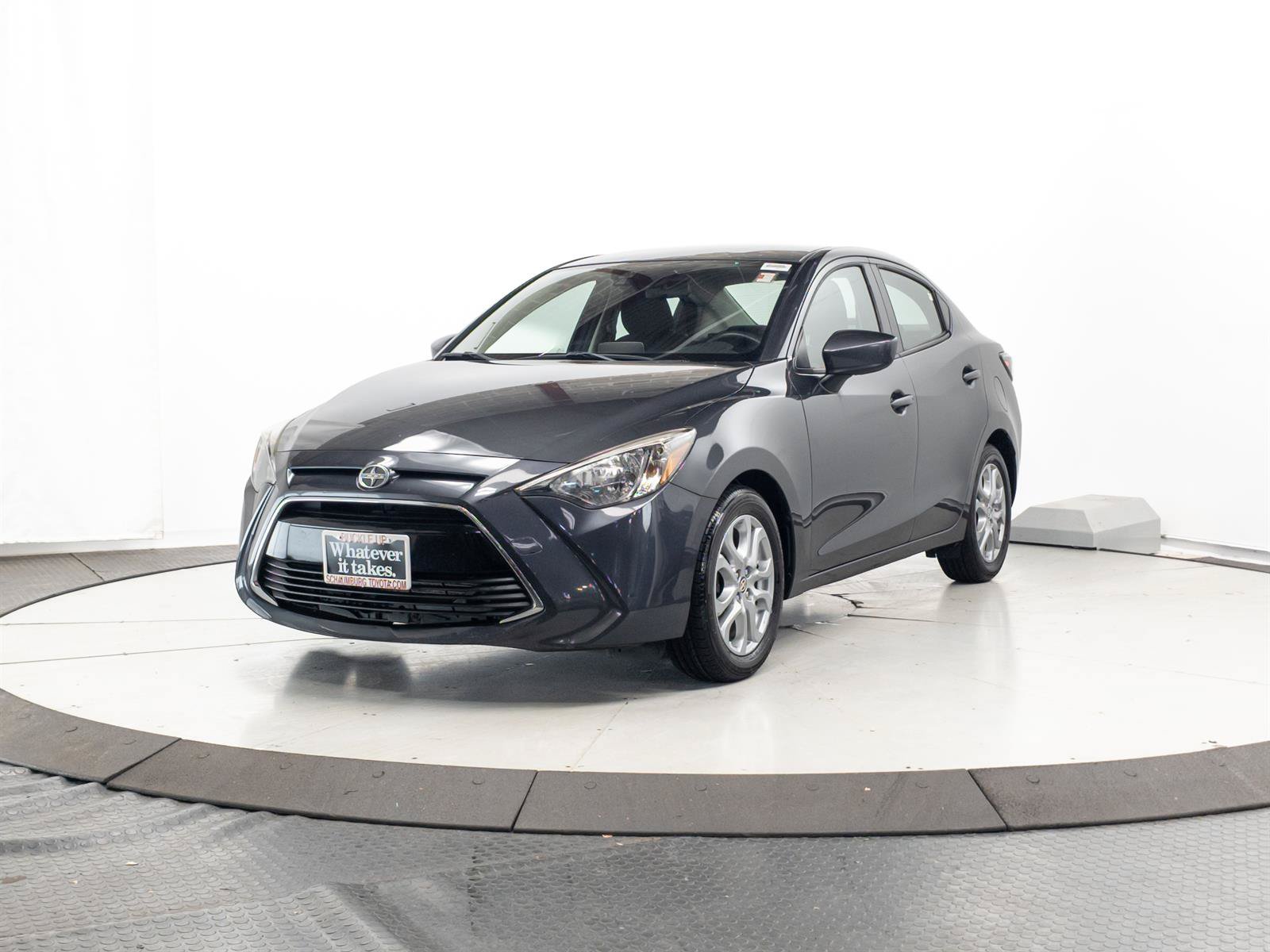Used 2016 Scion iA FWD image 3