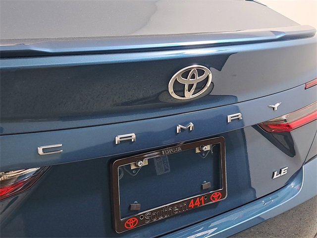 Used 2025 Toyota Camry LE w/ Convenience Package image 9