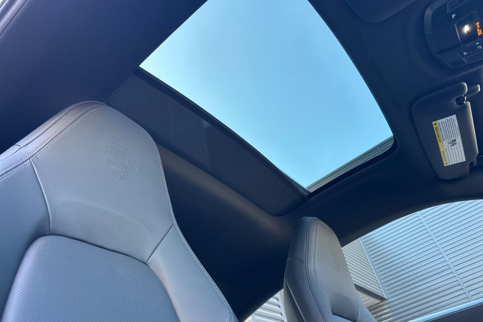 Certified 2022 Porsche 911 Carrera image 18