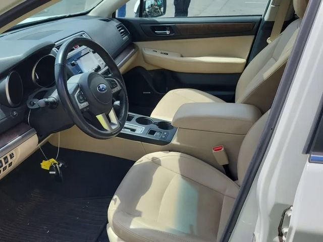 Used 2017 Subaru Outback 3.6R Limited AWD/4WD image 9