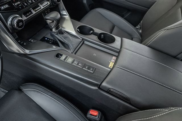 Used 2024 Lexus LX 600 4WD w/ Luxury Package image 10