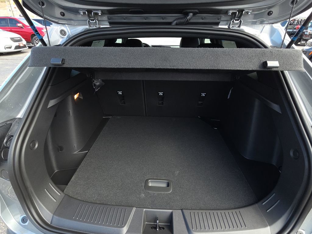 New 2026 Chevrolet Trax RS image 32