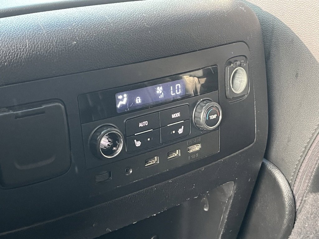 Used 2020 GMC Yukon XL SLT w/ Open Road Package image 22