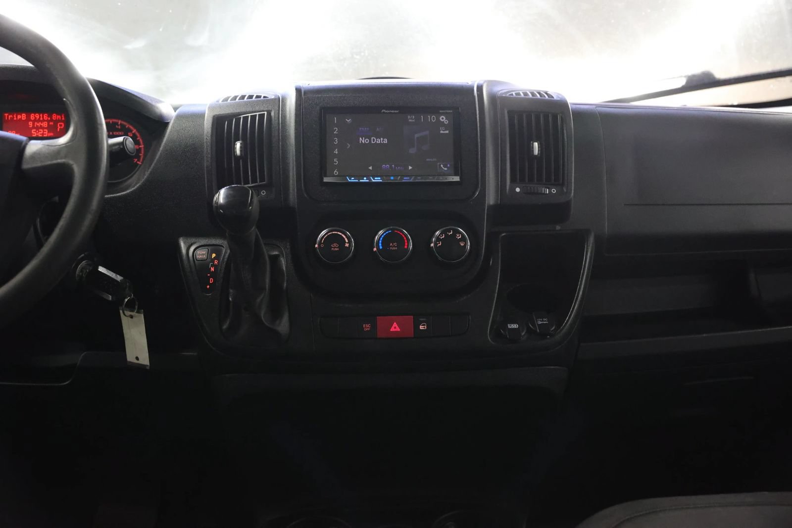 Used 2016 RAM ProMaster 1500 FWD image 25
