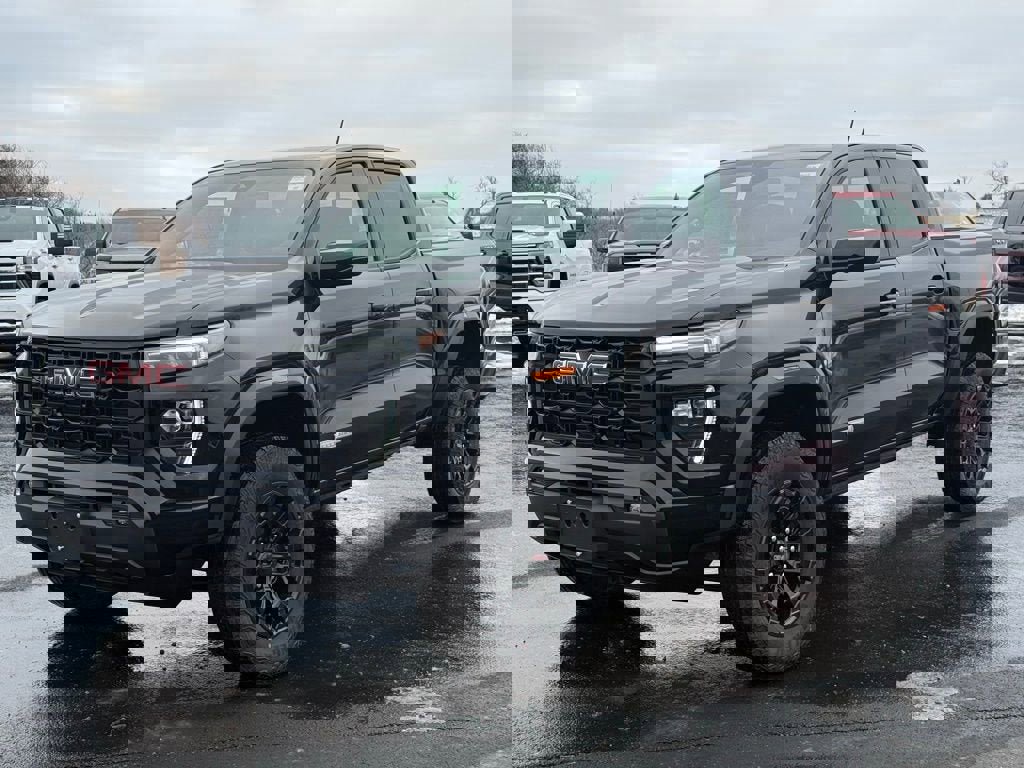 New 2026 GMC Canyon Elevation w/ Convenience Package image 3