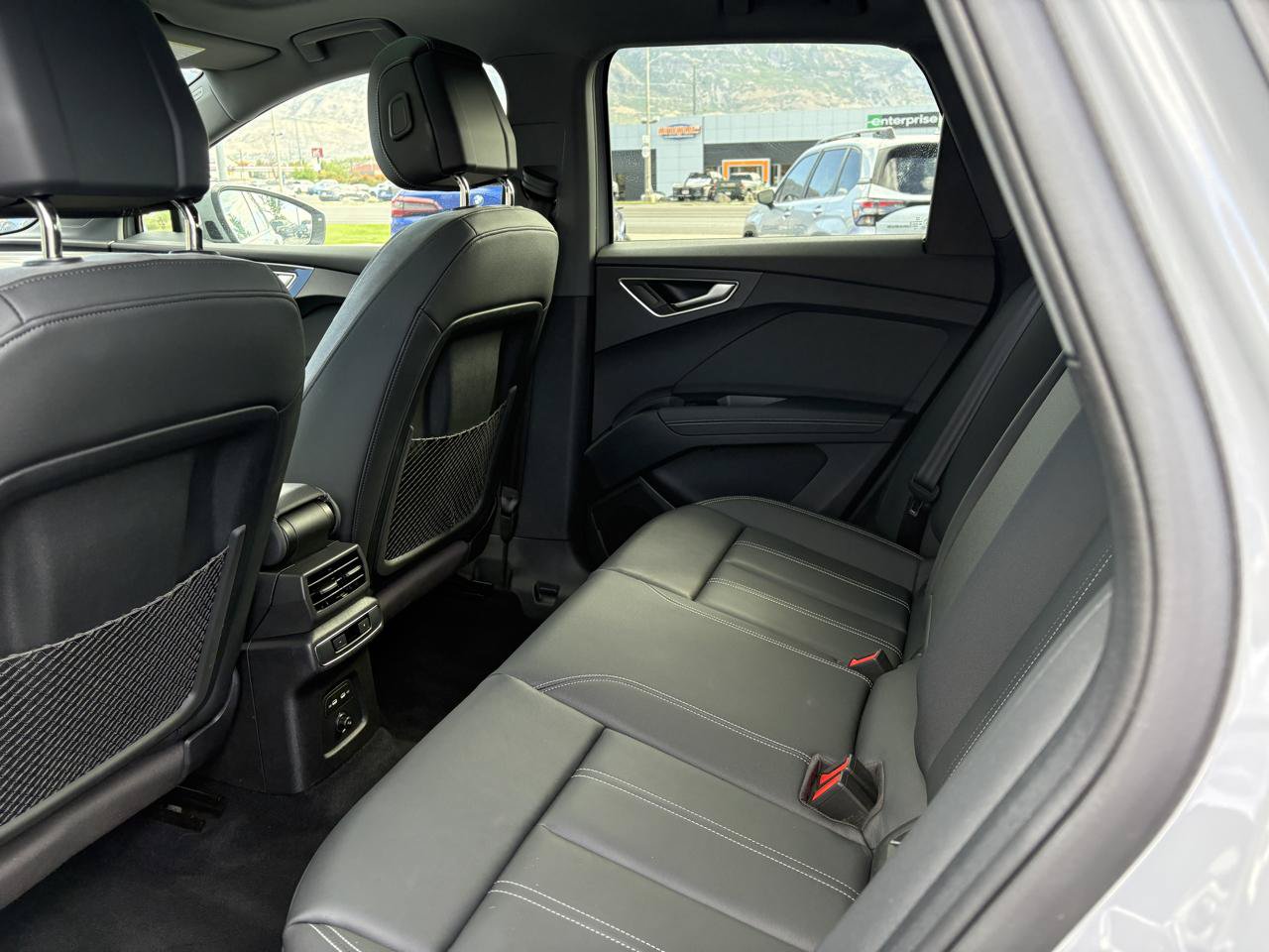 Used 2024 Audi Q4 e-tron Premium w/ Convenience Package AWD/4WD image 7