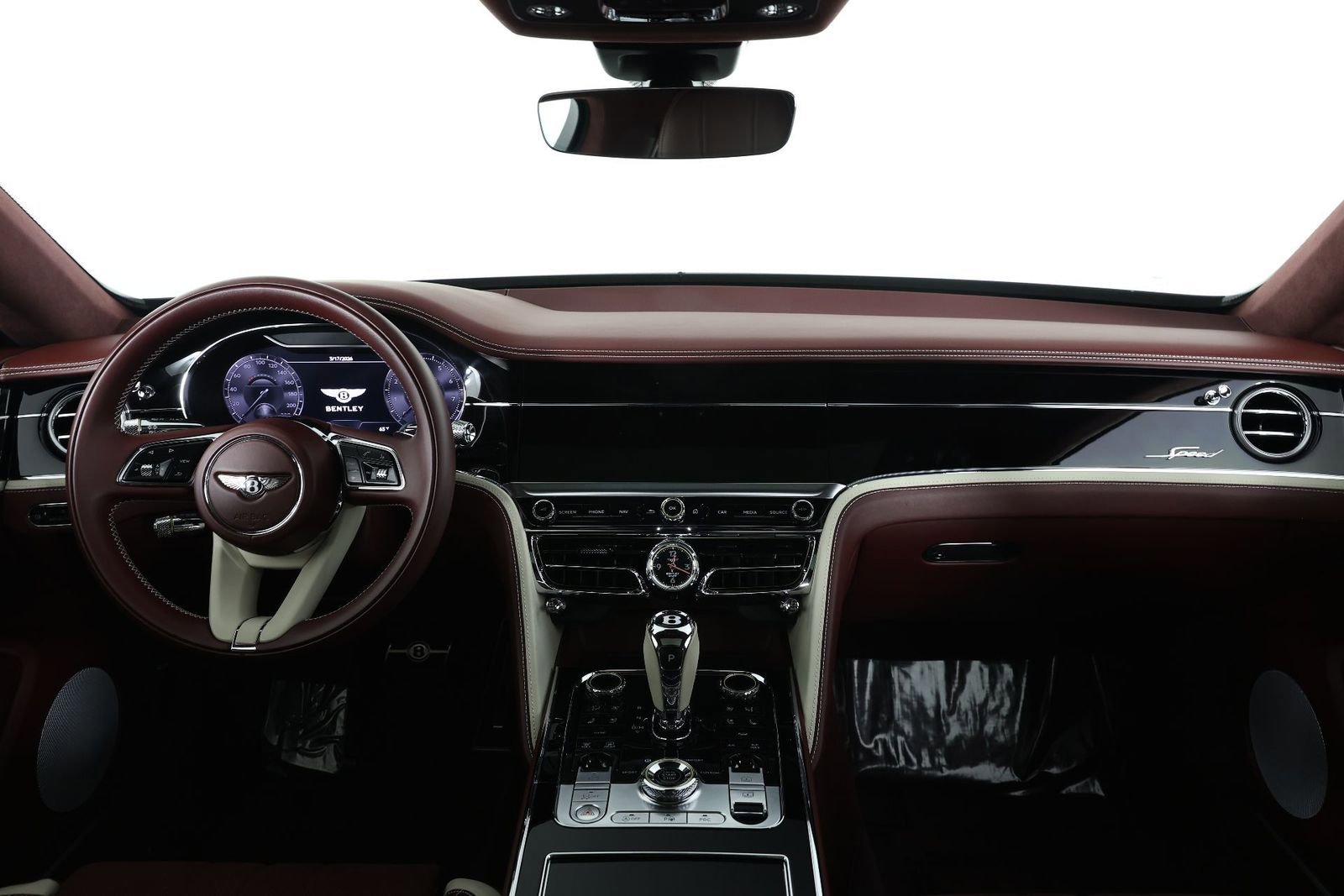 Used 2024 Bentley Flying Spur W12 image 4