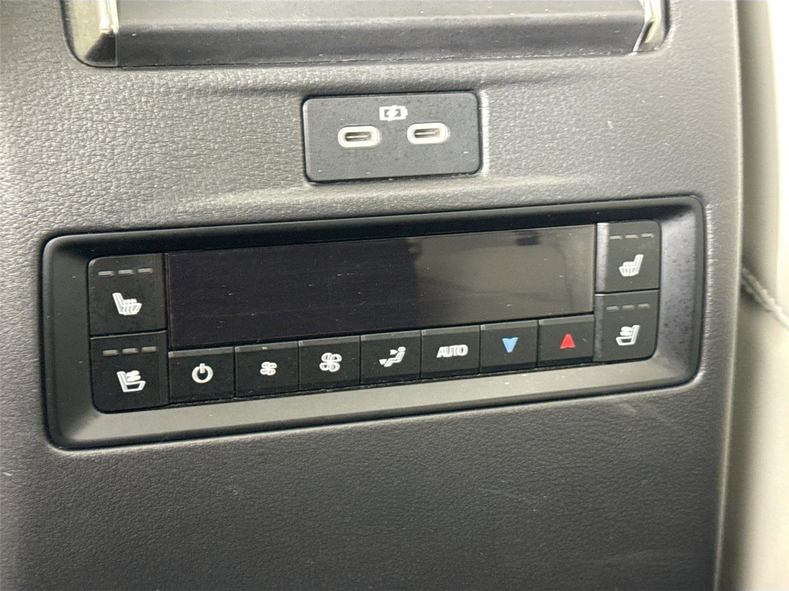 Certified 2024 MAZDA CX-90 3.3 Turbo S w/ Premium Plus image 37