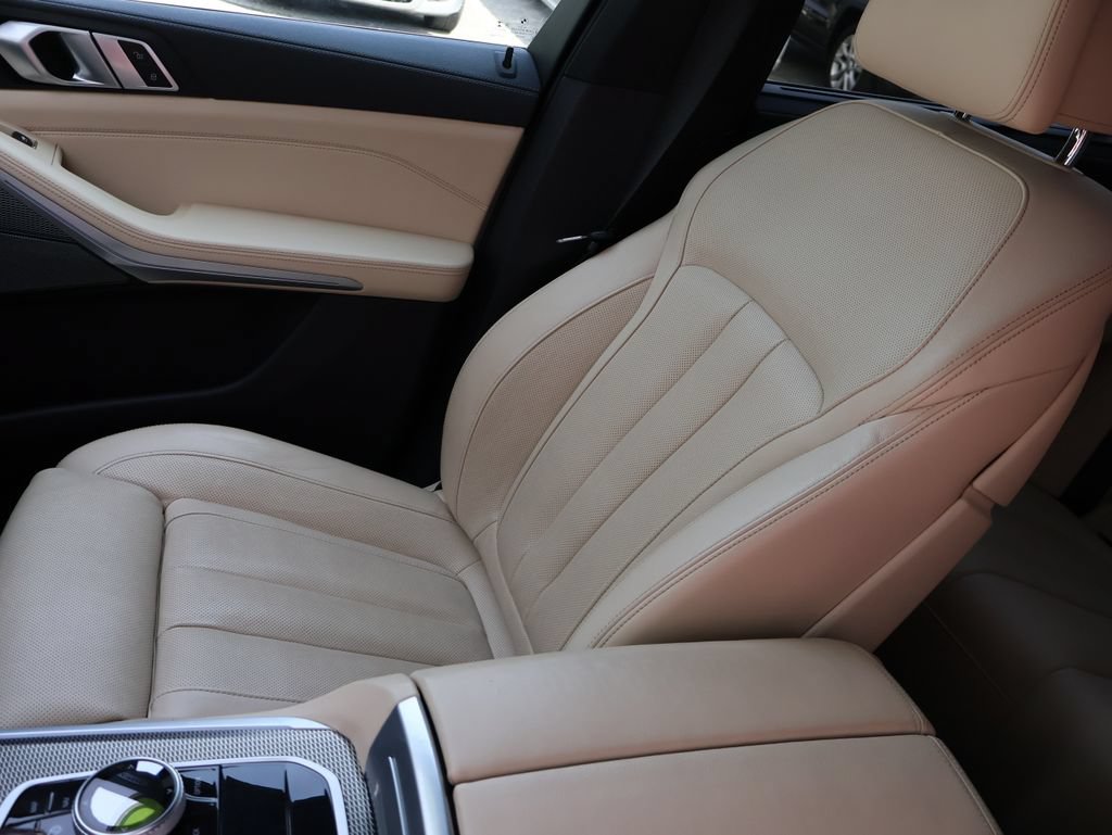 Used 2022 BMW X5 M50i w/ Executive Package AWD/4WD image 24