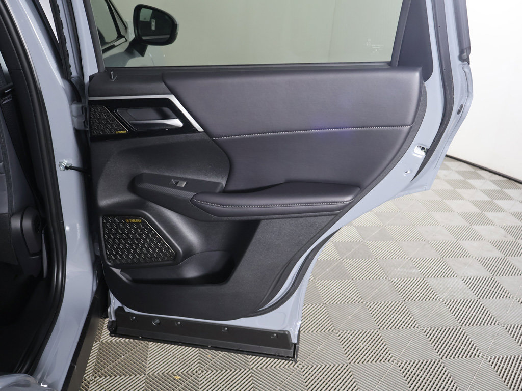 New 2026 Mitsubishi Outlander SE FWD image 27